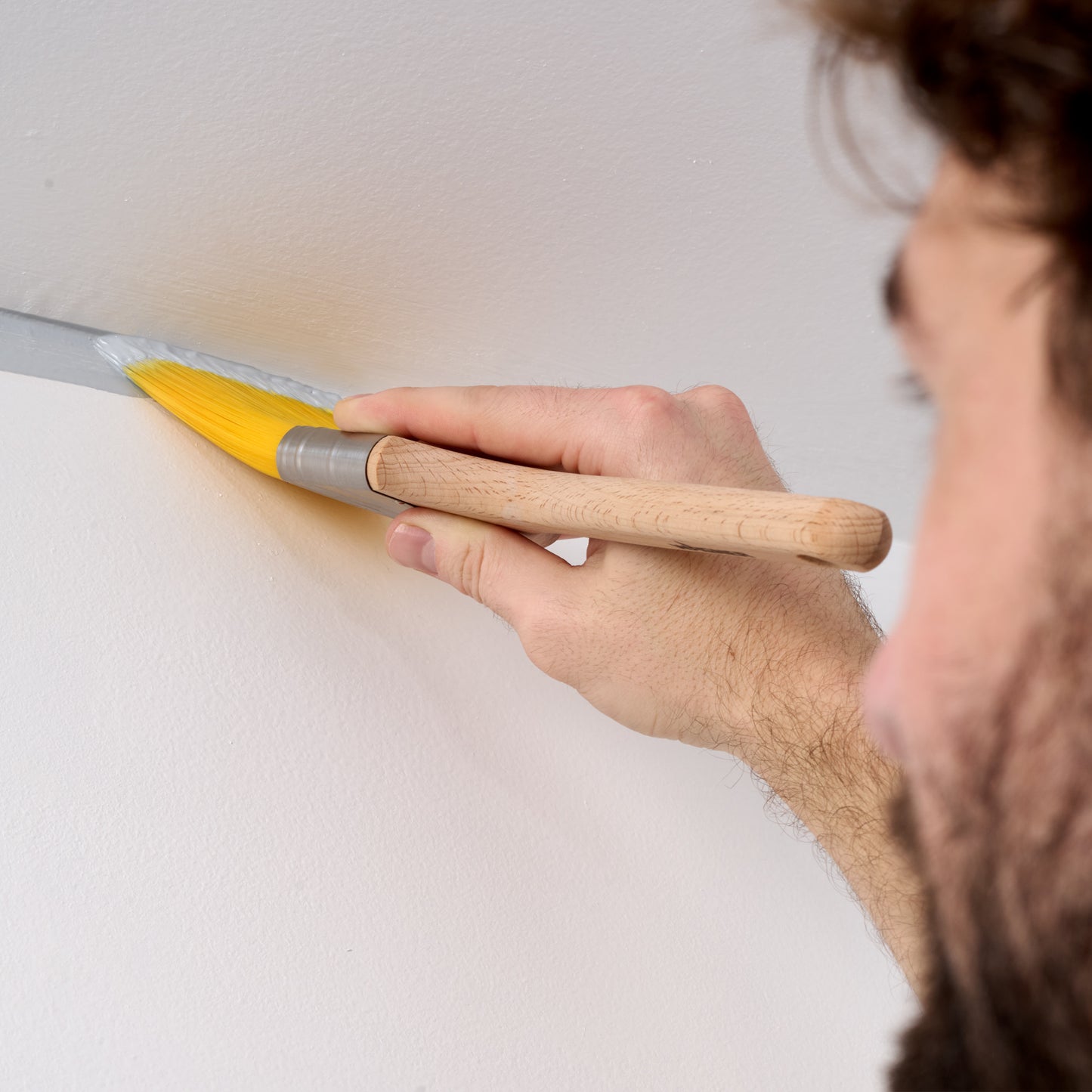 2 ½ Inch Angle Paint Brush