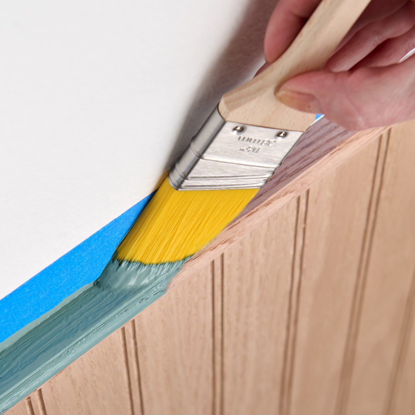 1 ½ Inch Wall & Trim Thin Angle Brush